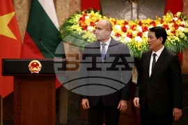 Виетнам - Румен Радев - Лъонг Къонг - подписване на договори
