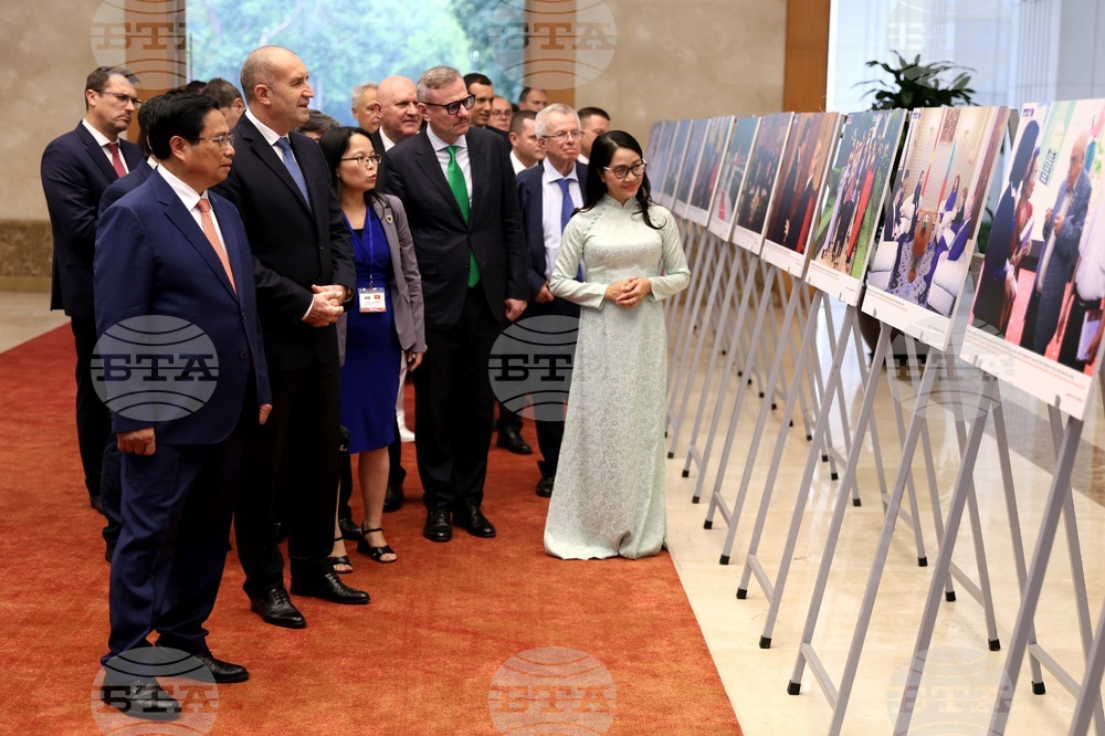 Виетнам - Румен Радев - Фам Мин Чин - среща