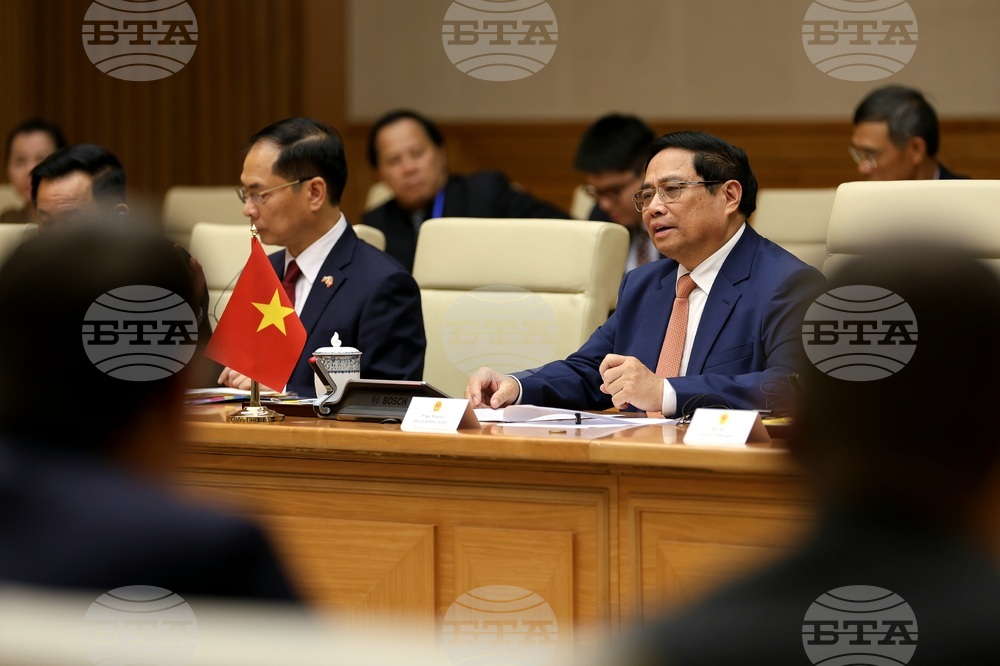 Виетнам - Румен Радев - Фам Мин Чин - среща