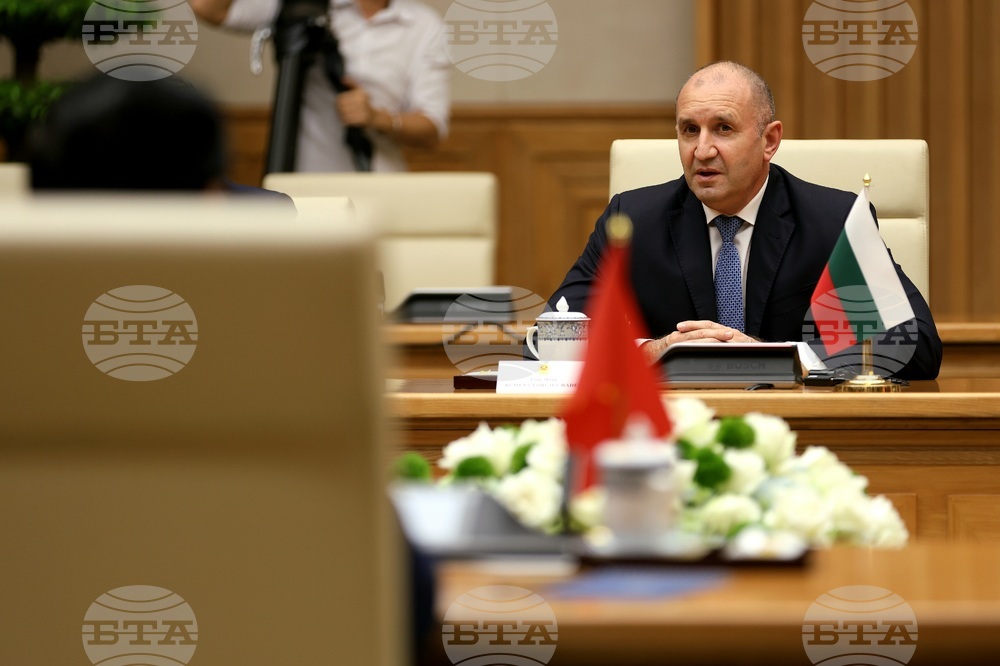 Виетнам - Румен Радев - Фам Мин Чин - среща