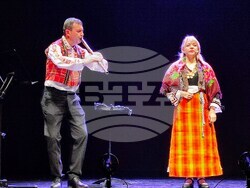 Концерт с българска фолклорна музика и с участието на Васил Василев и Деница Василева се състоя в Сеул