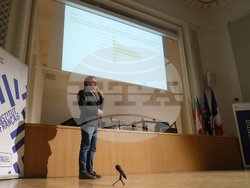 АЕЖ-България - медийна свобода - проучване - резултати