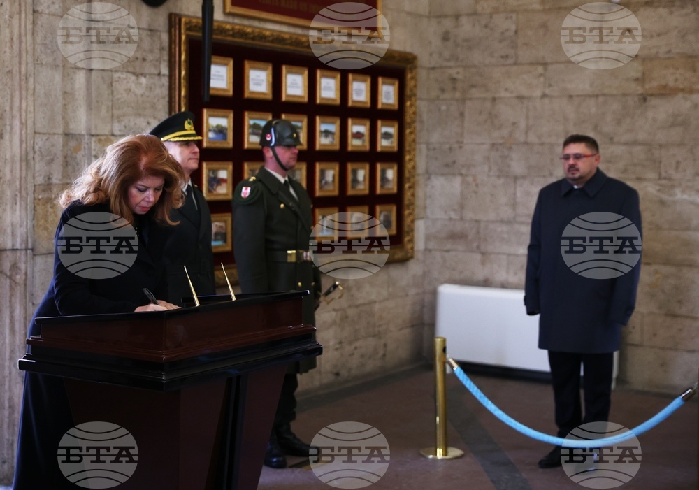 Vice President Iliana Iotova Lays Wreath at Atatürk Mausoleum