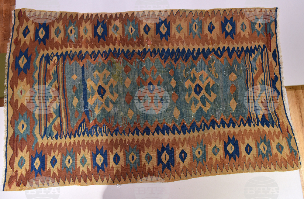 Музеят в Чипровци вече съхранява десет килима от 18-и век по инициативата „Да върнем чипровския килим у дома“