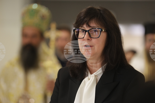 Ще се водят разговори за повече ваксини срещу грип за свободна продажба, информира министър Галя Кондева