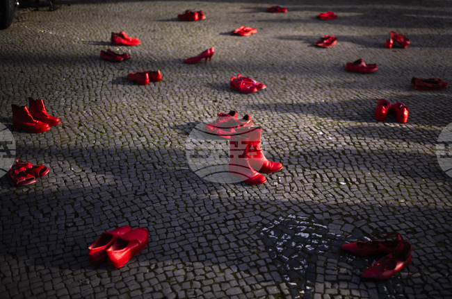 Сенатът на Италия одобри законопроекта, наказващ с доживотни присъди феминицидите