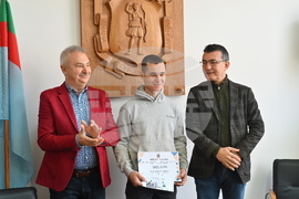 Монтана - деца - стипендии