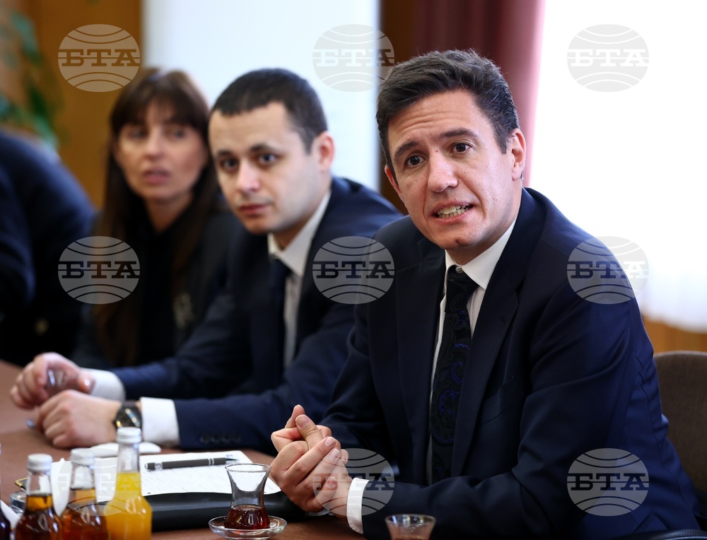 VP Iotova Meets Lecturers, Students from Bulgarian Language and Literature Department at Ankara University