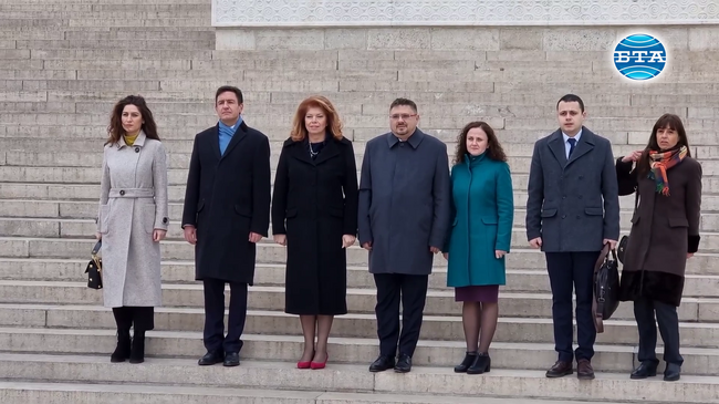 Вицепрезидентът Илияна Йотова положи венец в мавзолея на Мустафа Кемал Ататюрк