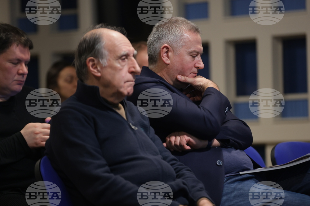 БТА - ноемврийски брой на списание ЛИК - фестивал „Синелибри” - представяне