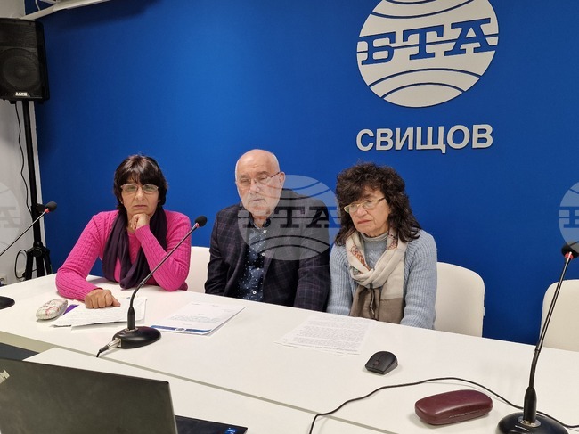 Национален пресклуб на БТА-Свищов - ноемврийски брой на списание ЛИК  - представяне