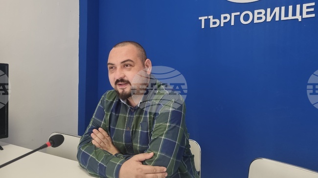 „Синелибри“ е една от най-красивите интерпретации на художествените произведения от хартията върху лентата, каза Кольо Ст. Колев от Търговище