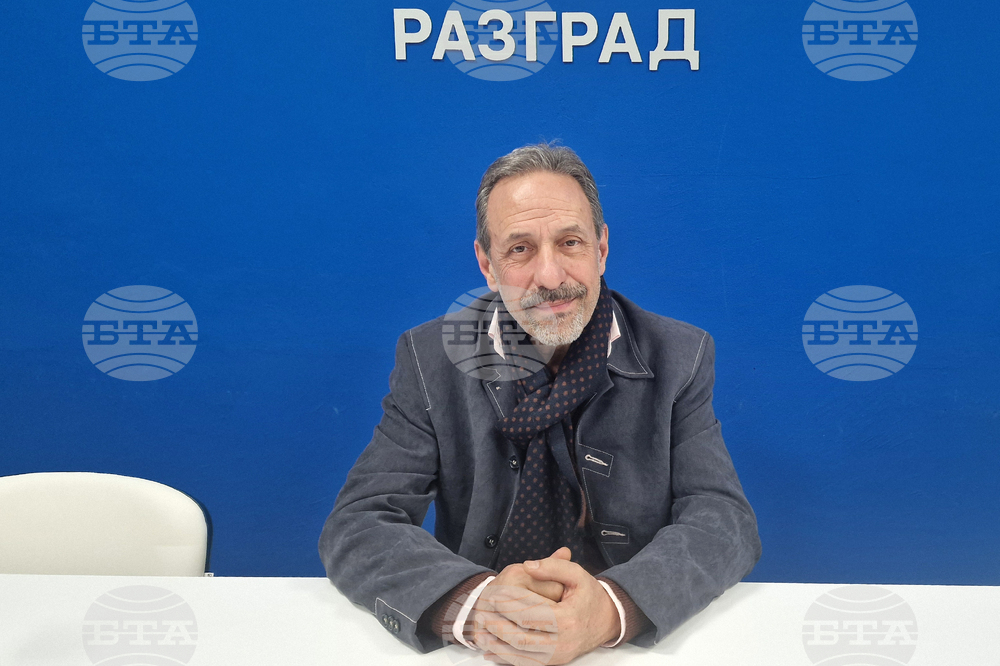 Национален пресклуб на БТА Разград - ноемврийски брой на списание ЛИК - фестивал „Синелибри” - представяне