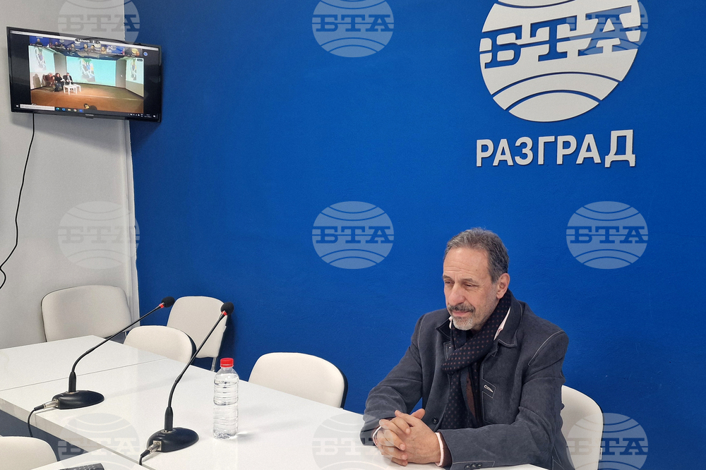 Национален пресклуб на БТА Разград - ноемврийски брой на списание ЛИК - фестивал „Синелибри” - представяне