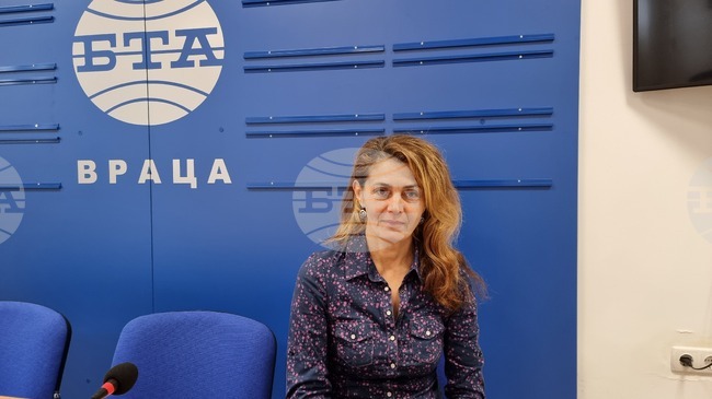 „Синелибри“ е уникален фестивал и България може да се гордее с него, смята поетесата и журналист Галя Василева