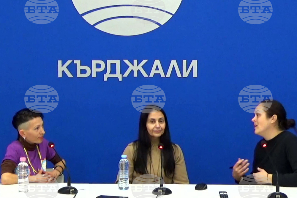 Национален пресклуб на БТА Кърджали - ноемврийски брой на списание ЛИК - фестивал „Синелибри” - представяне