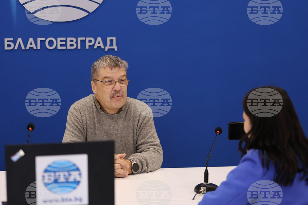 Национален пресклуб на БТА-Благоевград - ноемврийски брой на сп. ЛИК - представяне