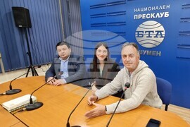 Национален пресклуб на БТА-Шумен - ноемврийски брой на списание ЛИК - представяне