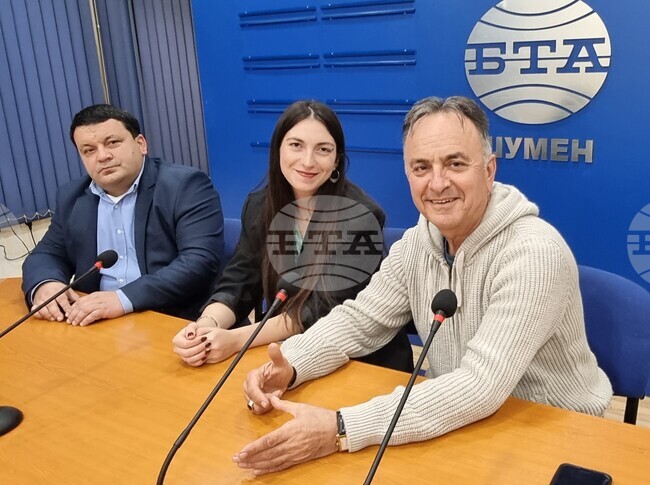 Национален пресклуб на БТА-Шумен - ноемврийски брой на списание ЛИК - представяне