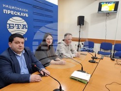 Национален пресклуб на БТА-Шумен - ноемврийски брой на списание ЛИК - представяне