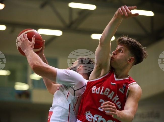 Баскетболният национал Иван Алипиев беше най-резултатен при загуба на Местре в Италия