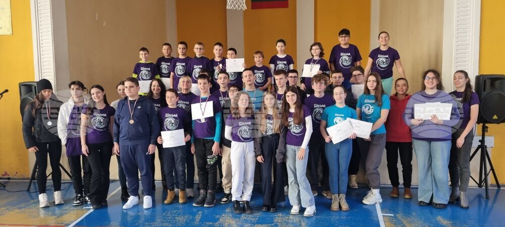 Пет златни, три сребърни и шест бронзови медала спечелиха шуменските информатици на Националния есенен турнир по информатика