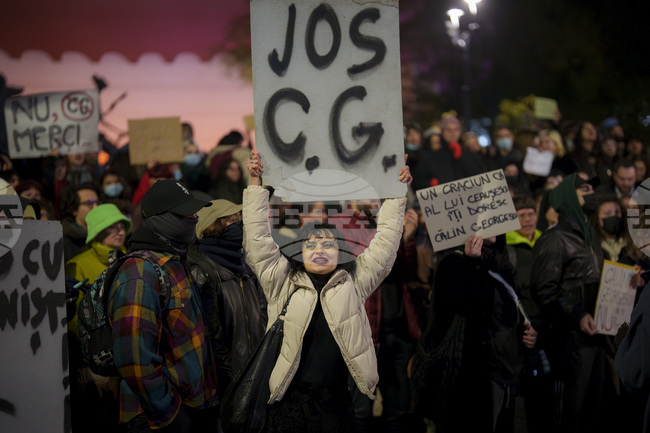 Нов протест и контрапротест са обявени за тази вечер в Букурещ заради победата на Калин Джорджеску на президентските избори