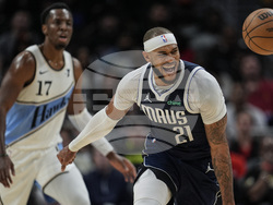 Mavericks Hawks Basketball