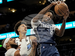 Mavericks Hawks Basketball
