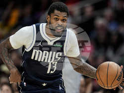 Mavericks Hawks Basketball