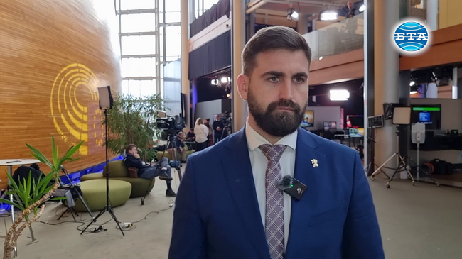 България и Румъния отдавна са готови за Шенген и решението не трябда да е политическо, каза в Страсбург евродепутатът Андрей Новаков