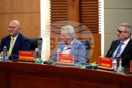 Виетнам - Хайфонг - Румен Радев - посещение