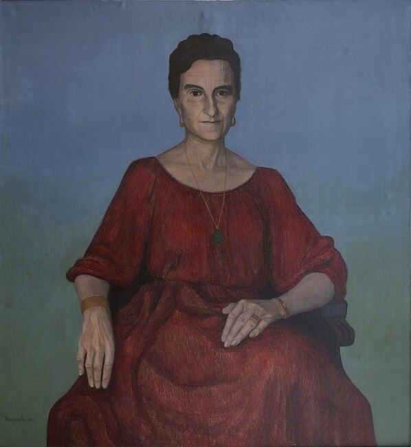 Мария Столарова успява да отстои своята естетика, така че творбите й да бъдат емблематични и запомнящи се, каза пред БТА Аделина Филева