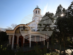 Симитли - храм „Рождество Богородично“