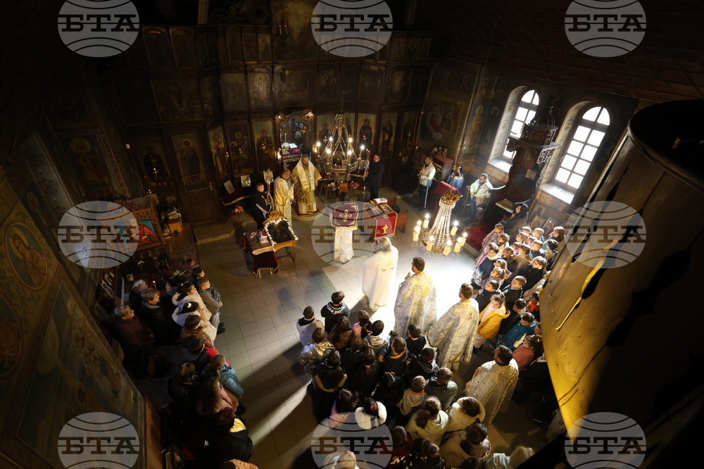 Симитли - храм „Рождество Богородично“ - Празнична света литургия