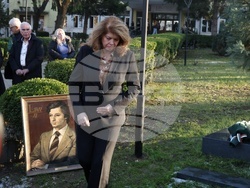 Благовест Сендов - паметник - откриване