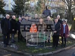Благовест Сендов - паметник - откриване