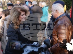 Благовест Сендов - паметник - откриване