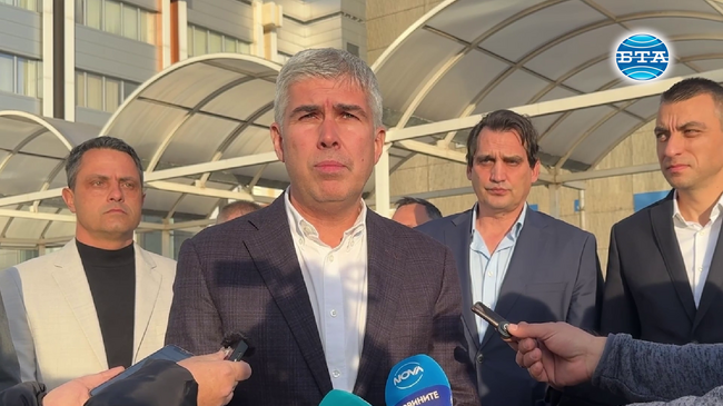 От началото на идната година два блока на ТЕЦ "КонтурГлобал Марица Изток 3" ще възобновят работа, съобщи енергийният министър