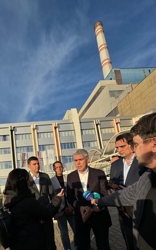 Министър Малинов в ТЕЦ „КонтурГлобал Марица Изток 3“: От Нова година ще заработят 3-и и 4-ти блок на централата
