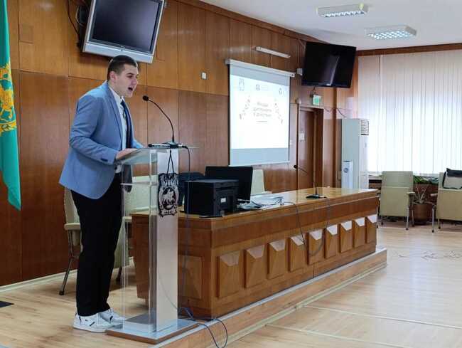 Община Шумен беше домакин на обучението „Млади дипломати в действие“