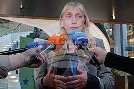 Франция - Елена Йончева - интервю