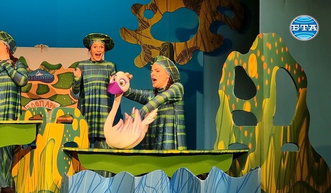 Варненският куклен театър поставя пиеса за ненужния стремеж да приличаме на другите