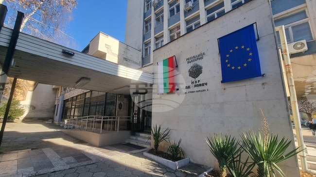 Локализиран е пожарът в землището на Угърчин