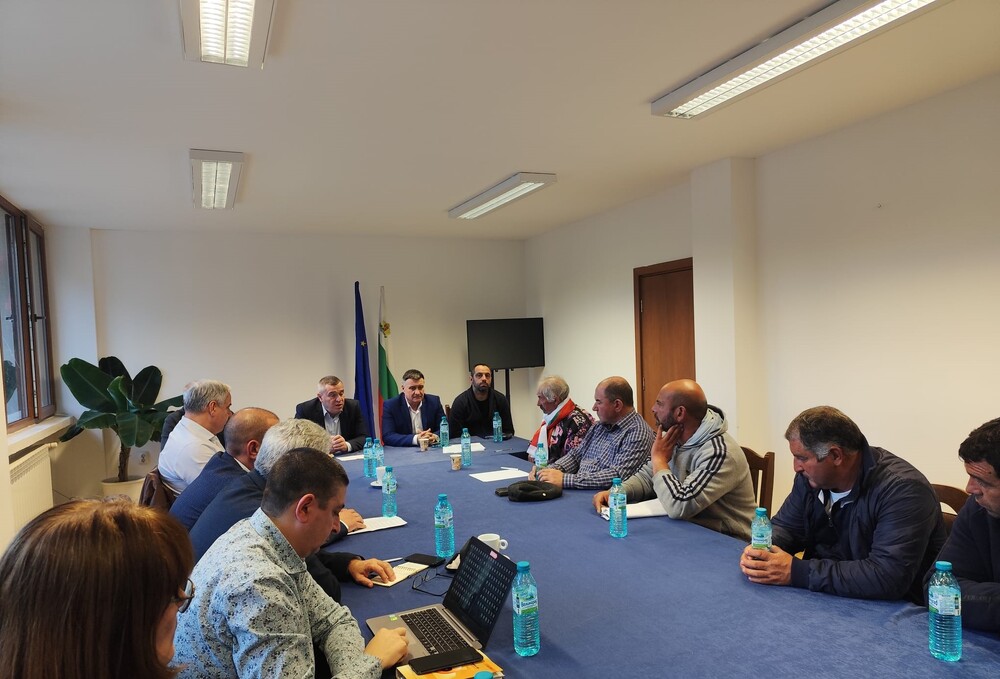 Министерство на земеделието и храните: Министър Тахов разпореди да се повтори изследването за чума по дребните преживни животни в стопанство във Велинград