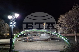 Сапарева баня - коледна украса