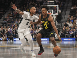 Spurs Jazz Basketball