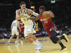 Bucks Heat Basketball