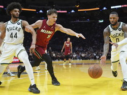 Bucks Heat Basketball