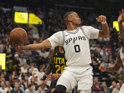 Spurs Jazz Basketball